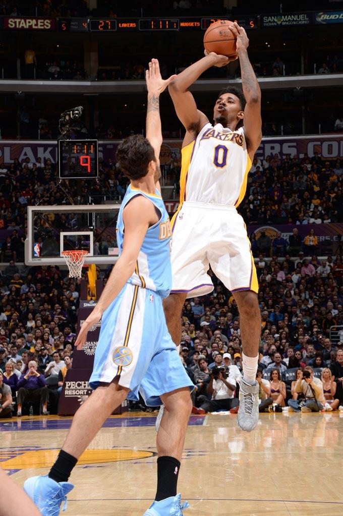 官方：云南玉昆与赵宇豪、徐宏杰完成续约（云南玉昆官宣：赵宇豪、徐宏杰续约达成）