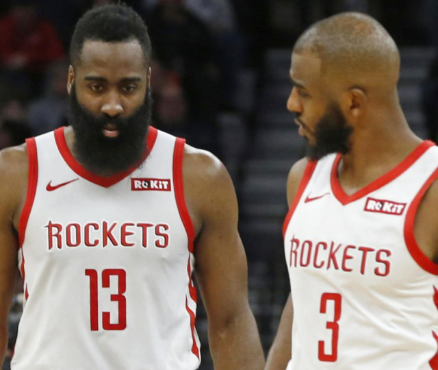 基耶利尼：我从不对球员发脾气；尤文最后一块拼图是体育总监（基耶利尼：从不向球员发火；尤文图斯缺的最后一环是体育总监）