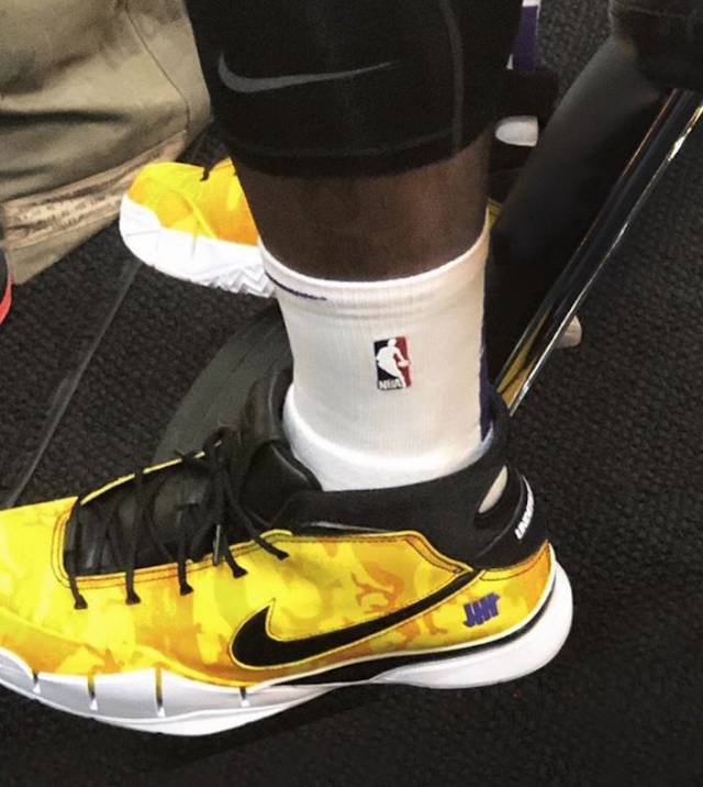 NBA战报：哈登55分创快船队史新高，快船131-116轻取黄蜂（快船131-116击败黄蜂，哈登55分刷新队史纪录）