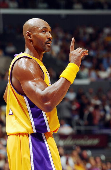 记者：阿坎吉因流感缺席训练，球员身体状况将于明日进行评估（记者：阿坎吉因流感无缘训练，身体情况将在明日评估）